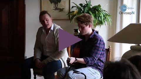 Simon en David van Rooij - Waiting on the world to change